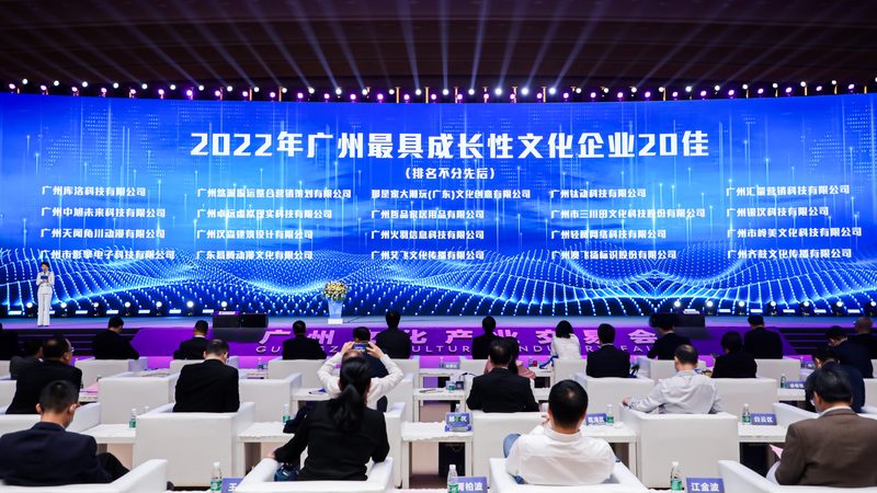 在实际操作中，品牌策划与品牌设计需要相互配合，共同推进品牌建设。以下是一些建议：
